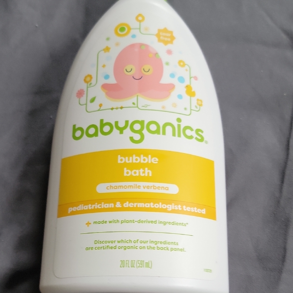 Bubble Bath - Chamomile Verbena - White and Yellow